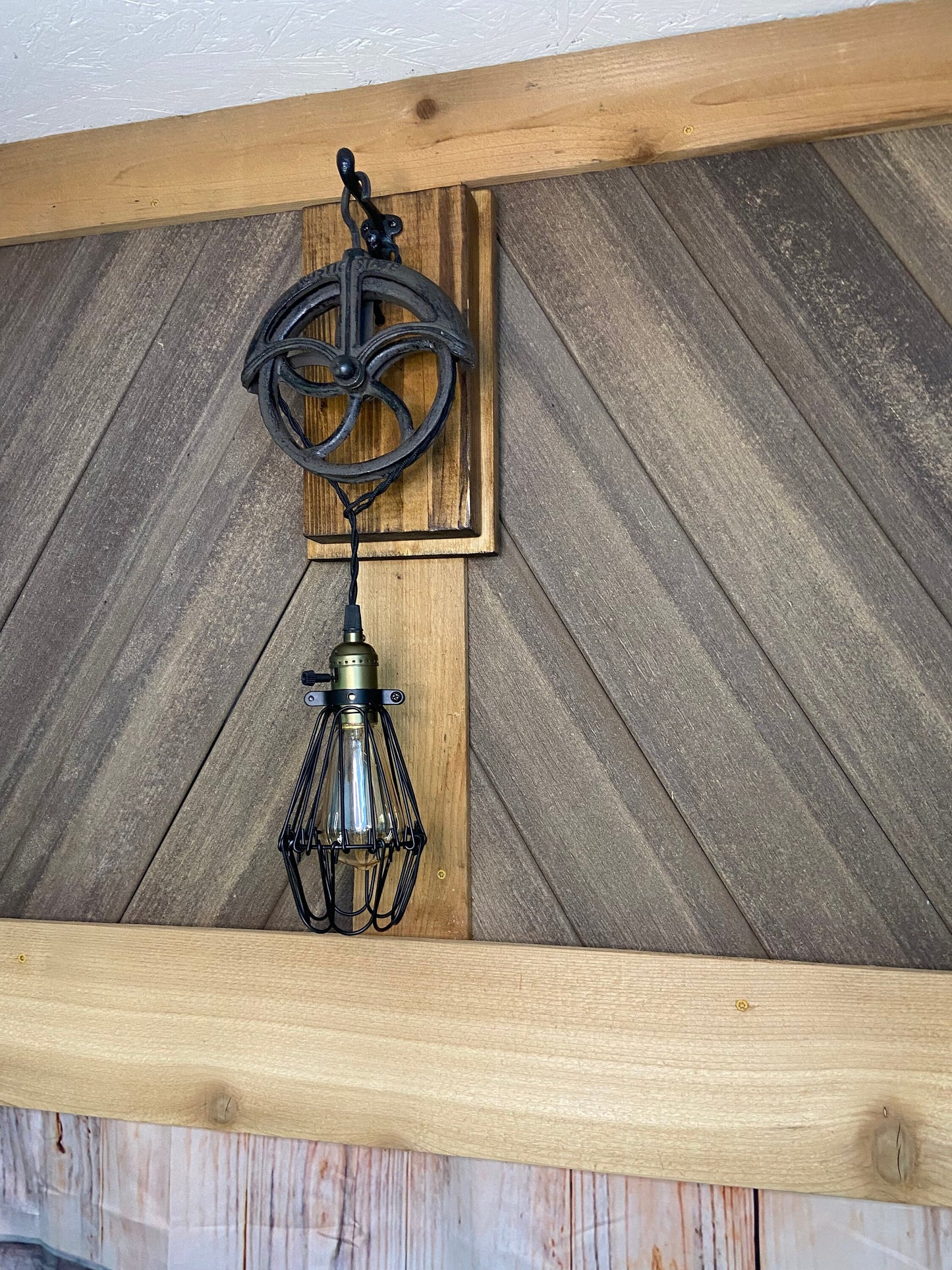 Wall sconce with vintage style pulley, charming light fixture for farmhouse decor, bar or cigar room gift for him