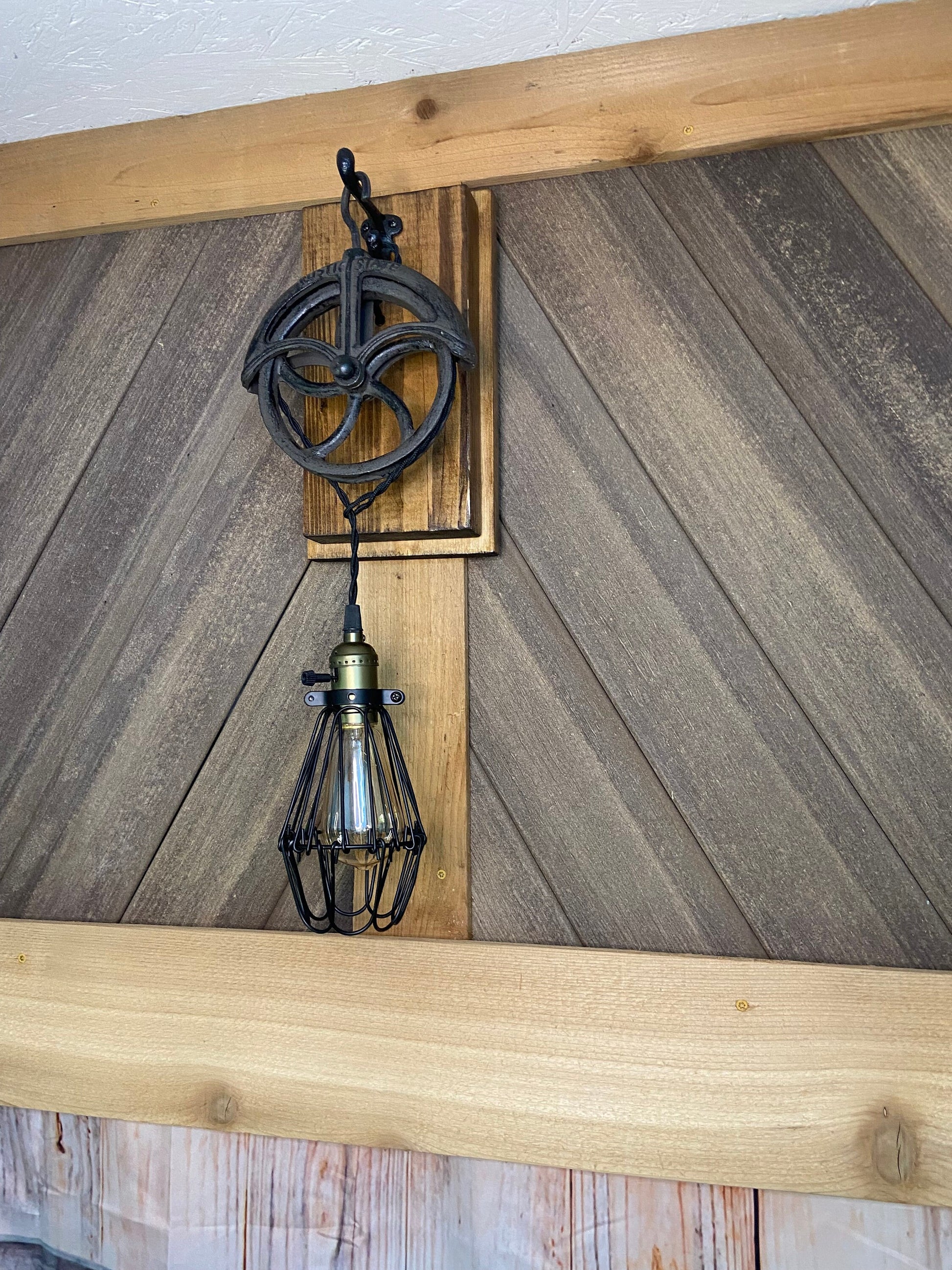 Wall sconce with vintage style pulley, charming light fixture for farmhouse decor, bar or cigar room gift for him
