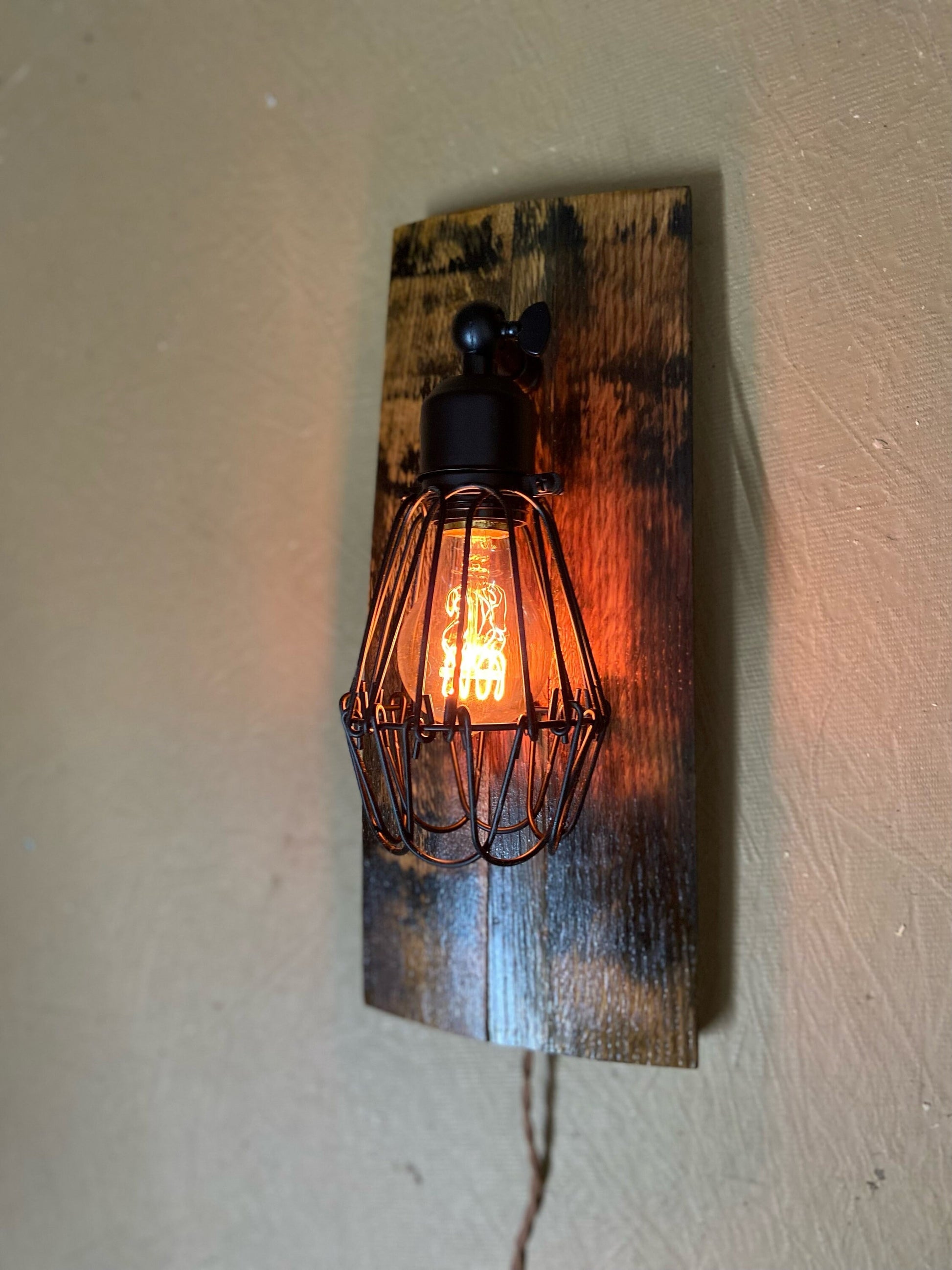 Small whiskey barrel sconce light fixture, rustic wall light for bar room, bourbon barrel stave for farmhouse decor, cigar room lighting