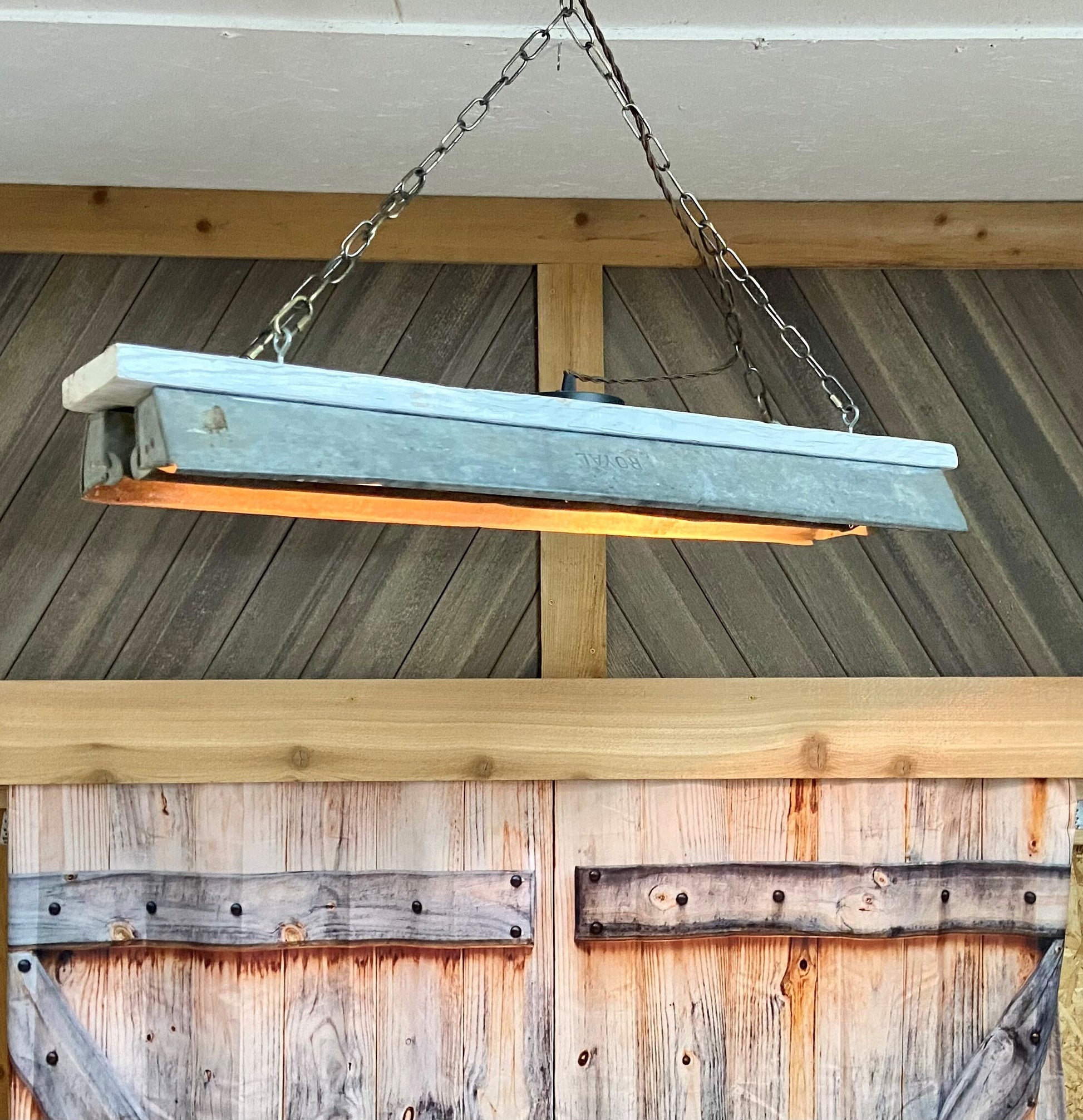 Rustic chandelier made from upcycled chicken feeders, unique light adds farmhouse charm to you kitchen or dinning room.
