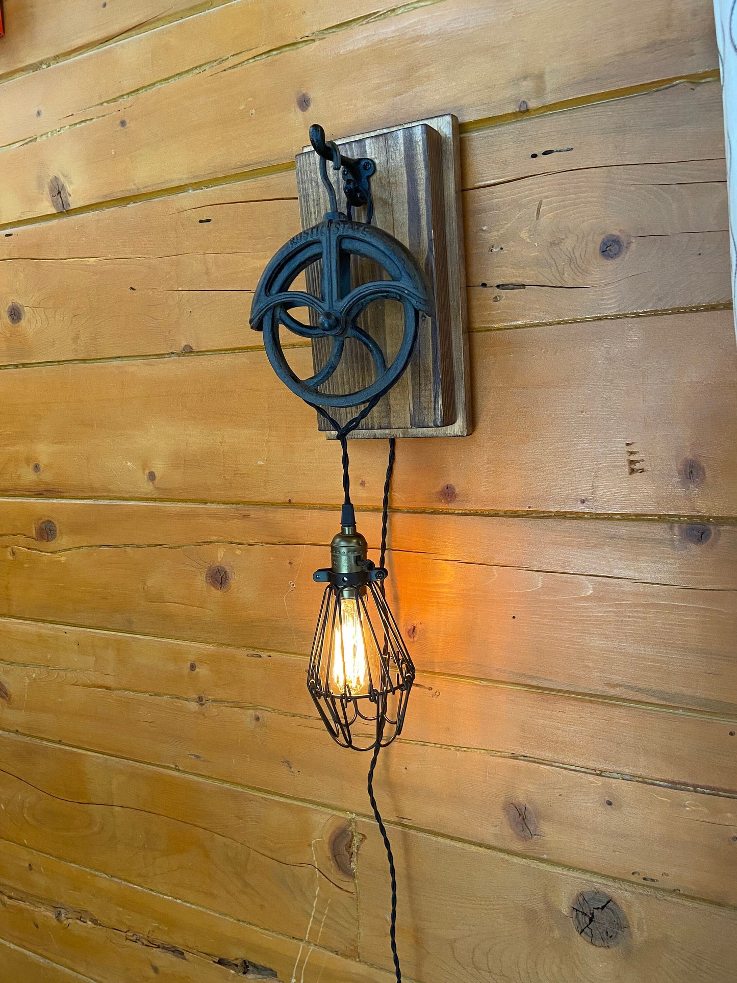 Wall sconce with vintage style pulley, charming light fixture for farmhouse decor, bar or cigar room gift for him