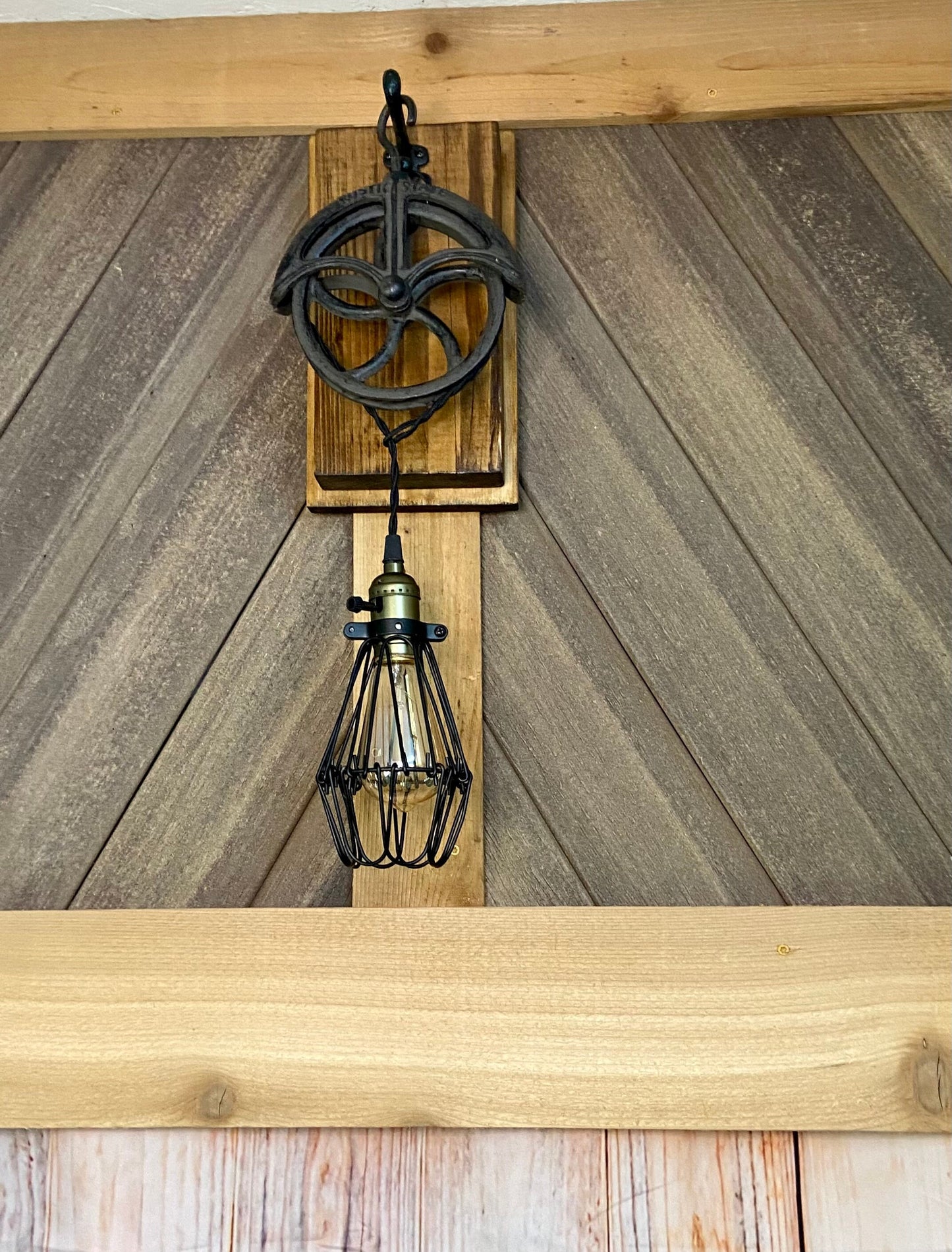 Wall sconce with vintage style pulley, charming light fixture for farmhouse decor, bar or cigar room gift for him