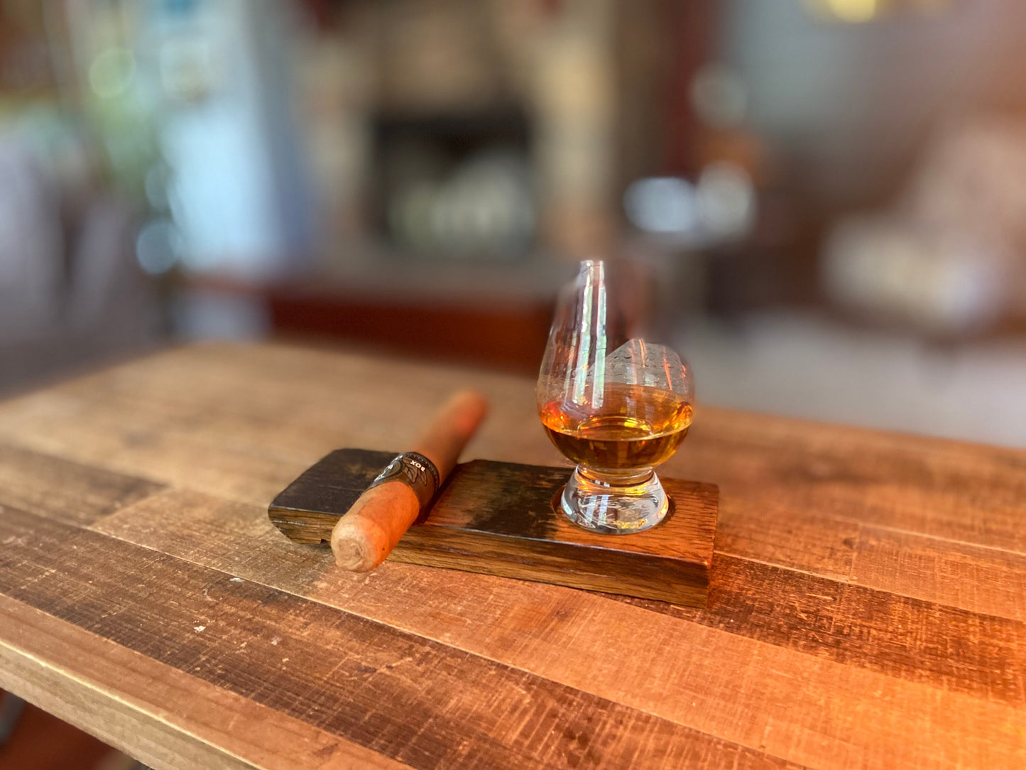 Bourbon barrel cigar and whiskey glass coaster. Genuine oak staves create the perfect gift for the bar or the whiskey lover.