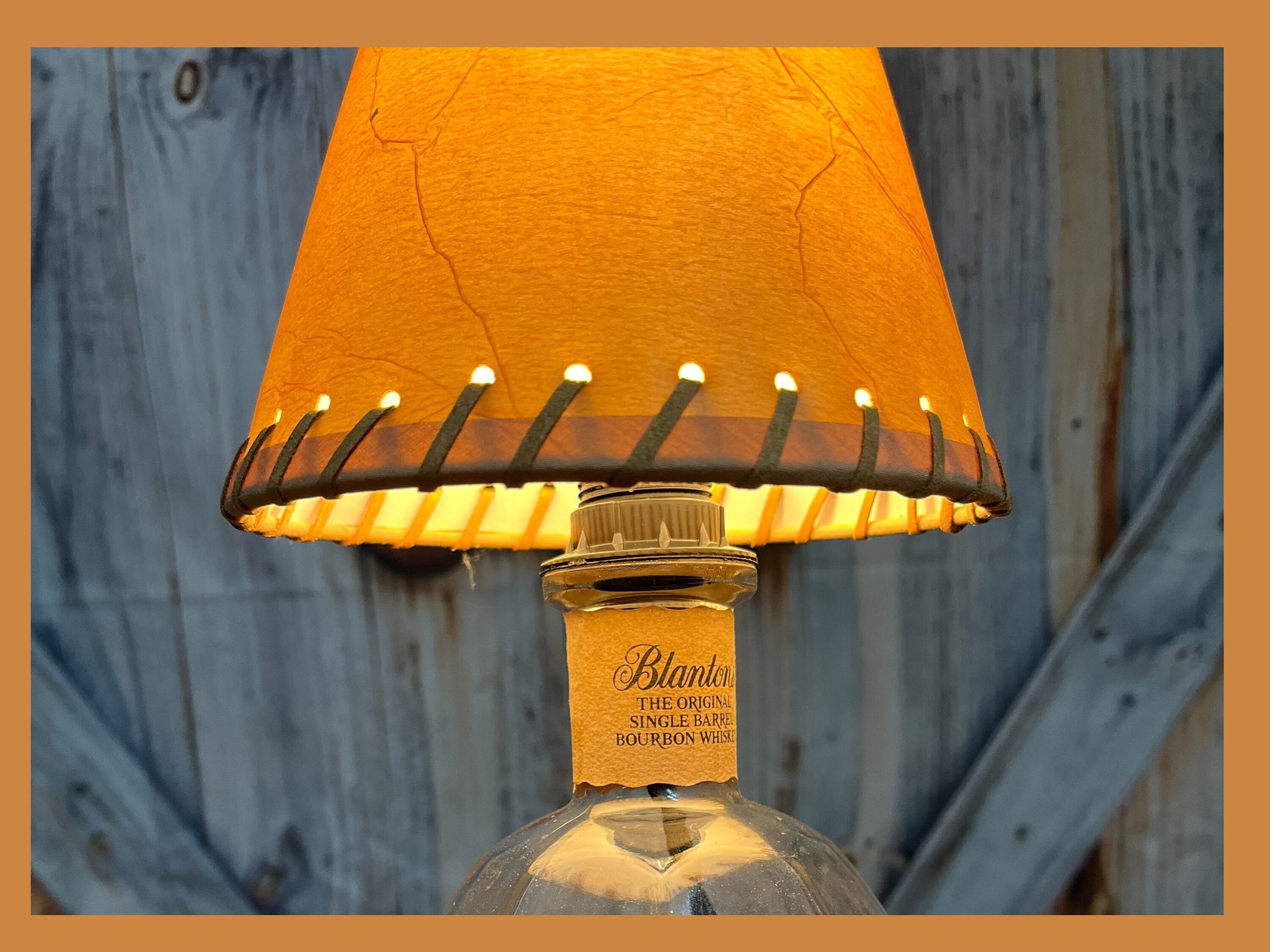 Blantons Bourbon table lamp on oak barrel lid, dimmable light with faux leather shade, perfect home bar or office gift for the whiskey lover